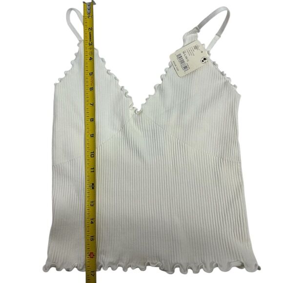 FREE‎ PEOPLE Easy to Love Seamless Cami, Size M/L - Picture 8 of 10